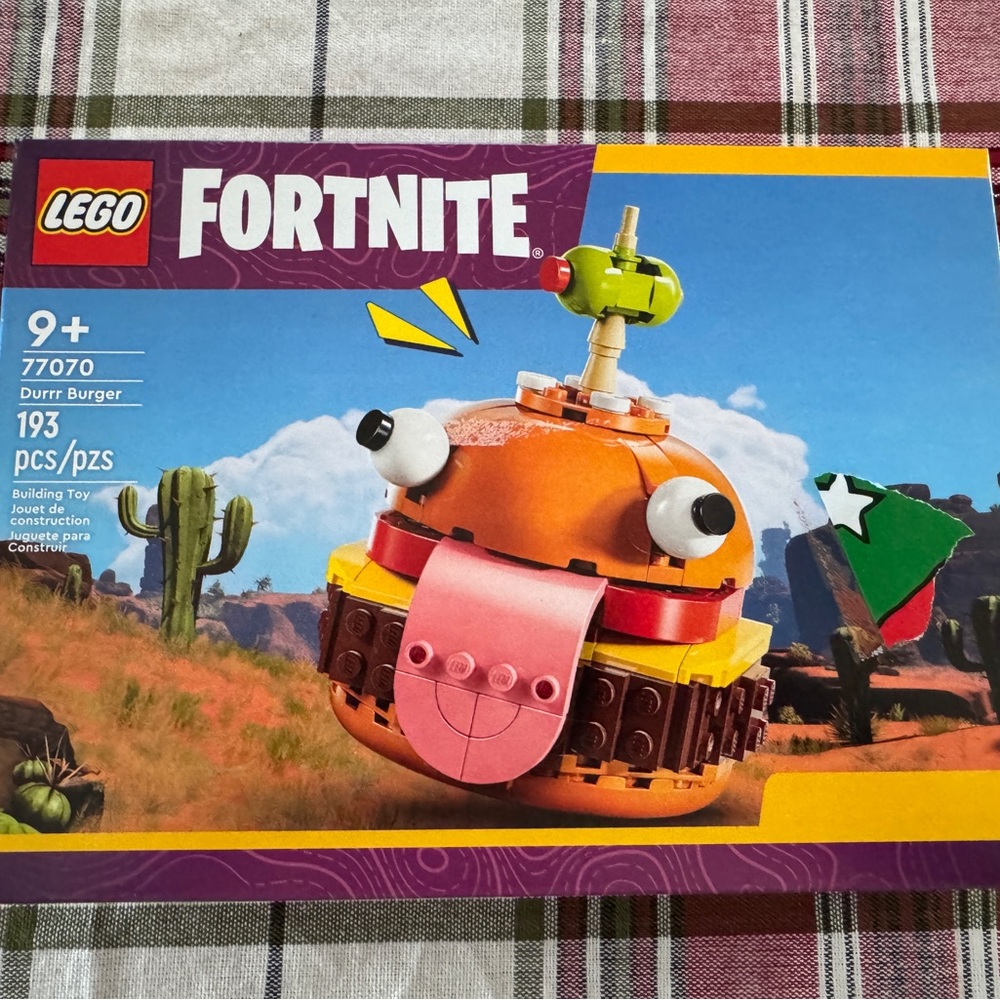 NEW LEGO Fortnite Durr Burger Set